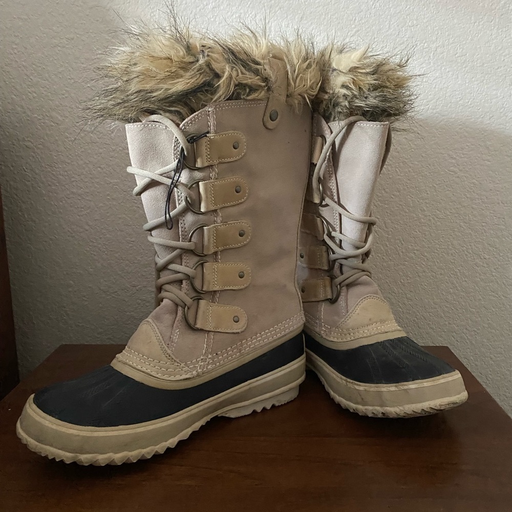 SOREL Snow Boots w/the fur